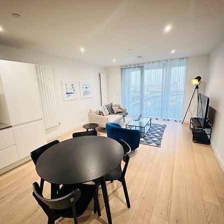 Spacious Modern 1 Bed Apartment. Londra Exterior foto